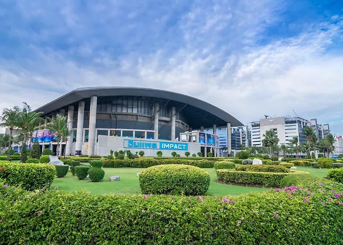 Popular Condo Muangthong By Khun Eve