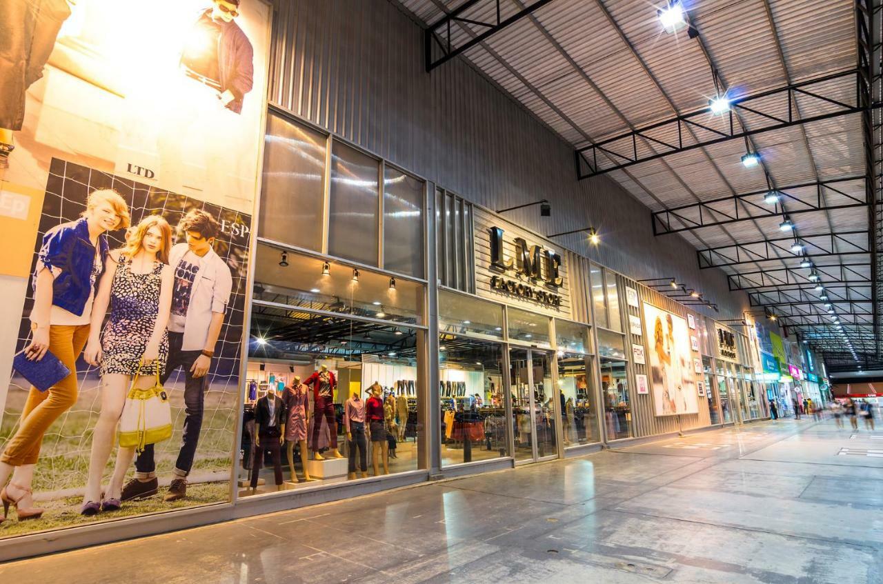 Popular Muangthong By Khun Eve